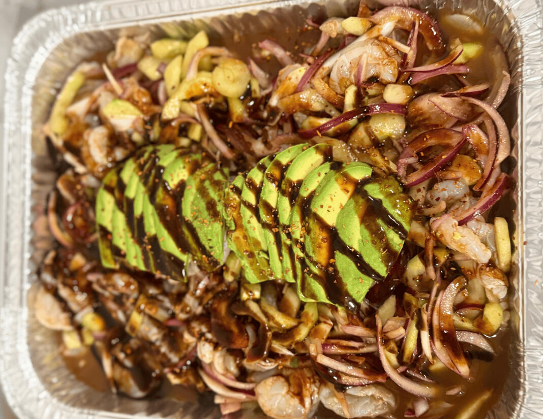 Aguachile de camaron negro